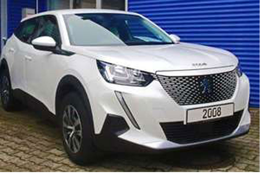 Peugeot e-2008 Active