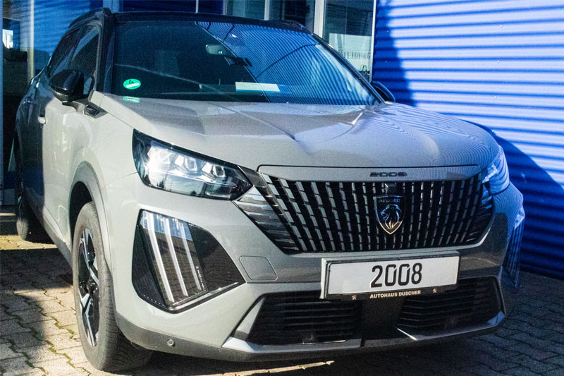 Peugeot 2008 GT PURETECH 130 EAT8